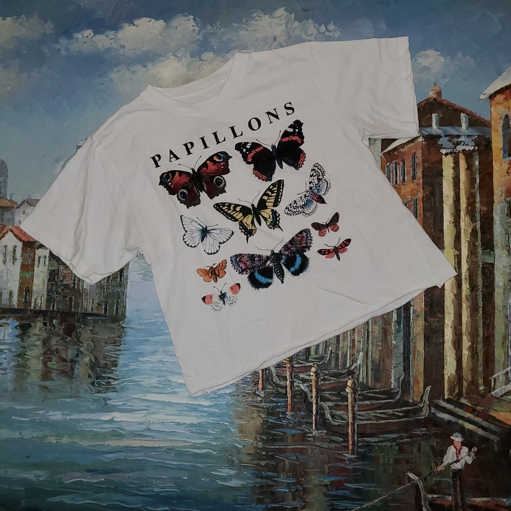 Crop top tee